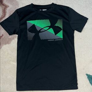 Under Armour Boys Black Tee with Vibrant Green and Gray Graphic